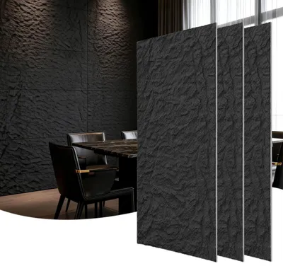 Produktbild von YARDIN Massive Wandpaneele mit natürlicher Steinoptik, 5 cm Materialstärke, 6 Stück Graphitschwarz strukturierte Innenverkleidung, Modell B