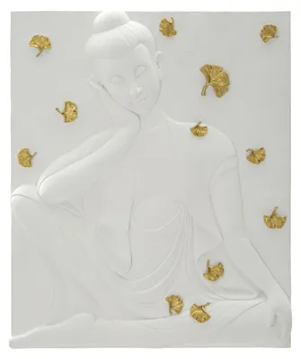 Immagine prodotto di Pannello da parete Buddha in resina bianca con foglie di ginkgo dorate