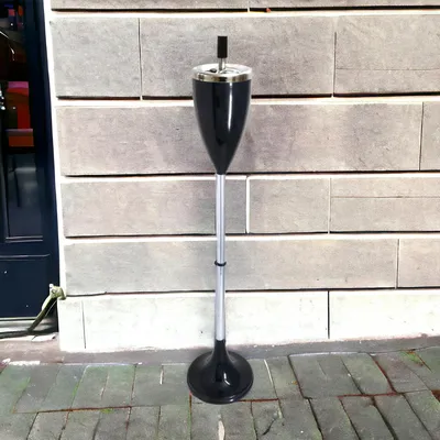 Imagen del producto de Cenicero de pie, resistente a la intemperie, 70 cm, para uso en interiores y exteriores