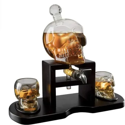 Produktbild von Skull Whisky Karaffe mit Gläsern - Whisky Dekanter - Whisky Karaffen Set - Mancave Dekoration - Spirituosendekanter - Whisky Geschenk
