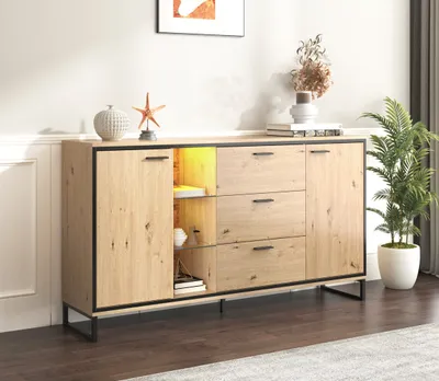 Obrázok produktu pre Príborník Fortuna Lai (s 2 dvierkami a 3 zásuvkami), komoda vo farbe dreva s LED osvetlením a policou, šírka 160 cm