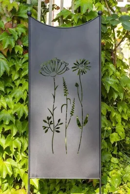 Produktbild von Stele Metall schwarz Sichtschutz "Wildblume" Windschutz Dekowand B38cm H120cm