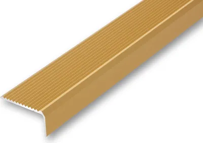Produktbild von (17,36EUR/m) 44 x 23 x 1500 mm Treppenwinkel goldfarben gebohrt inkl. Montageset Treppenkantenprofil Treppenkante grob gerieft, stabil und rutschhemmend