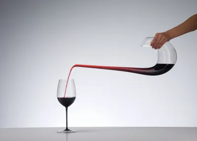 Zdjęcie produktu dla 3-częściowy zestaw dekanterów Riedel Swan