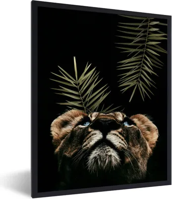 Produktbild von MuchoWow® MuchoWow® Gerahmtes Poster Tiger - Porträt - Pflanzen 60x80 cm - Poster mit zchwarzem Bilderrahmen - Premium - Wanddeko Wohnzimmer