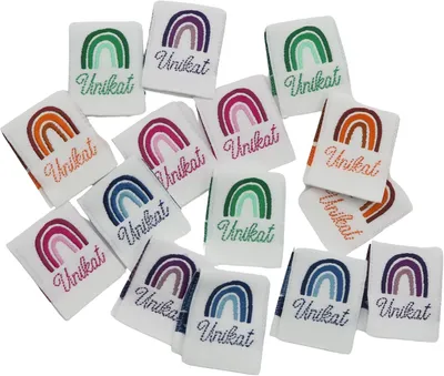 Produktbild von 15 Stück gewebte Etiketten zum Annähen