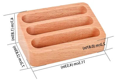 Produktbild von Kreativer Visitenkartenhalter aus Holz mit 3 Fächern