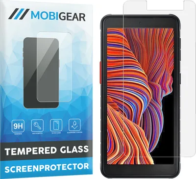 Product packaging and a smartphone with a screen protector applied.