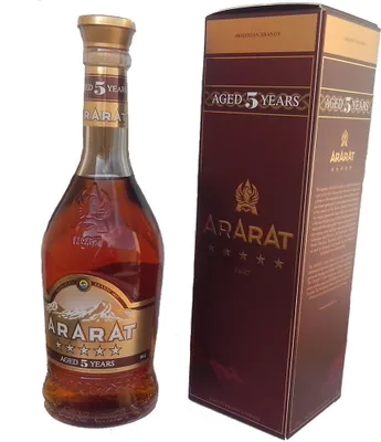 Produktbild von Armenischer Brandy Ararat 0,5L 5 Jahre Reifezeit Арарат