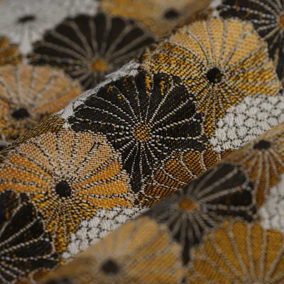 Produktbild von Jacquard Stoff Gold mit Samouraï-Design, 280 cm breit, Motiv 3x5 cm