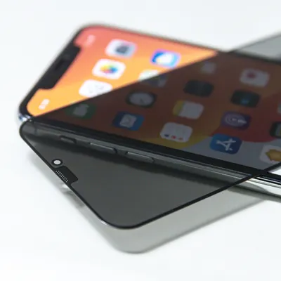 Image de Verre trempé 5D iPhone 13 / 13 Pro Privacy