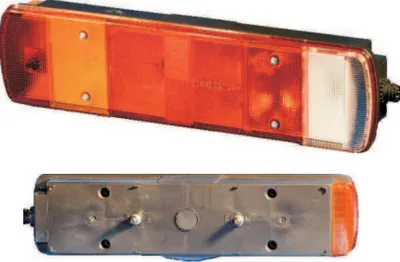 Obrázek produktu pro Kombinované zadní světlo PROPLAST 40223312 pravé pro SCANIA pro P G R T - řada 516mm 134mm