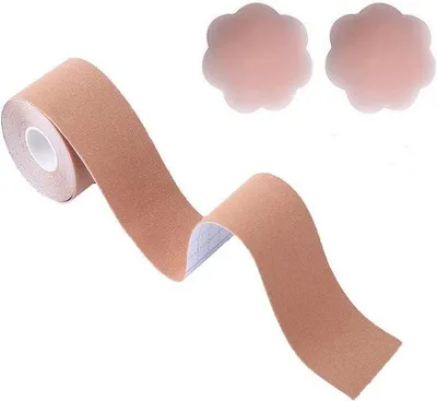 Produktbild von Famanu Brusttape mit Brustwarzenpads - Schwarz, Atmungsaktiv, Wiederverwendbar