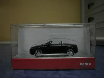 Produktbild von Herpa PKW Audi TT Roadster 2014 nardograu 028400