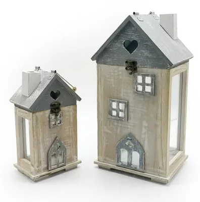 Produktbild von Set mit 2 Laternen in Hausform aus Holz in Weiß und Grau, 38 x 20 x 16 cm