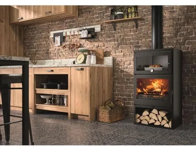 Produktbild von PANADERO Faro Eck-Holzofen Ecodesign, 6,9 kW – Dreifachverbrennung mit Clean-Glass, 150 mm Abgasstutzen, bis 210 m³, gusseiserne Tür/Schaufenster, 60 cm Scheitholz, schwarz metallisiert