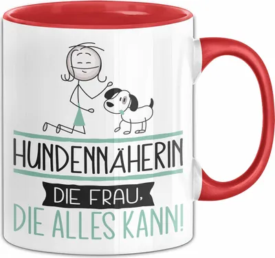 Produktbild von Hundennäherin Geschenk Tasse Becher Die Frau Die Allen Kann Geschenkidee für eine Hundennäherin Lustig (Rot)