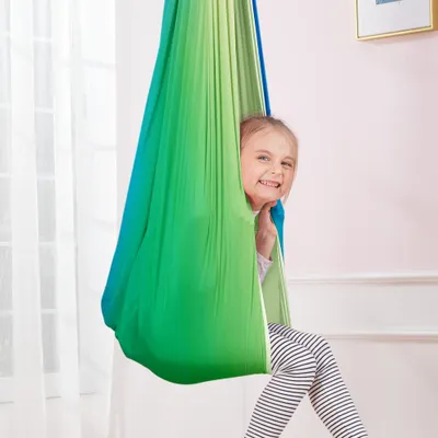 Obrázek produktu pro Dětská houpací síť, vnitřní terapeutická houpačka s 360° otočným stropním hákem, nastavitelná vzduchová houpací síť na jógu Zelený kurz