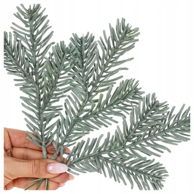 Produktbild von Czakos Künstlicher Tannenzweig für Weihnachtliche Gestecke
