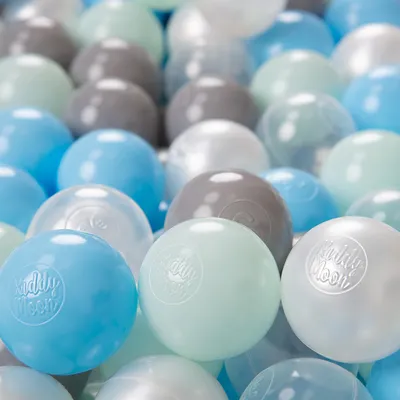Obrázok produktu pre KiddyMoon 1200 ∅ 6 cm Detské loptičky na hranie vo vani Detské plastové loptičky vyrobené v EÚ, perleťová/sivá/priehľadná/detská modrá/minzová