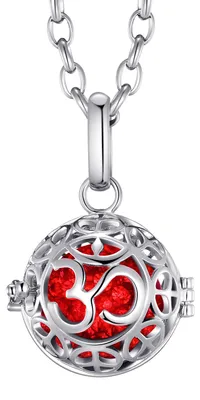 Image de Collier Morella « Ange gardien » pour femme, en acier inoxydable, 70 cm, avec pendentif « Om Mantra » et boule sonore rouge de 16 mm de diamètre, dans une pochette à bijoux