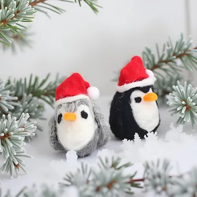4 Filz-Pinguin-Anhänger, Mini-Deko, ca. 6 x 4 cm, handgefertigt