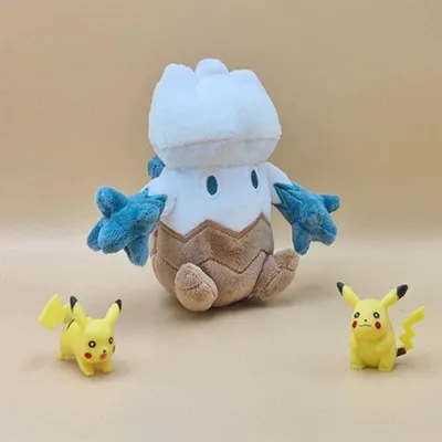 Produktbild von Pokemon Shnebedeck Kuscheltier - 17 cm Plüschtier Snover