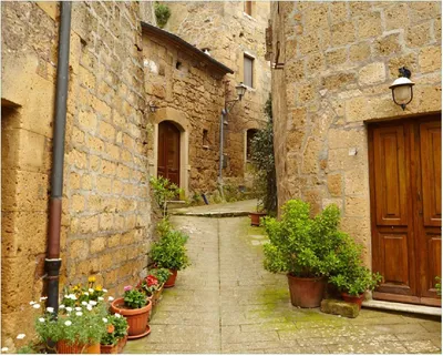 Produktbild von Wallario Poster - Weg durch die Altstadt - Toskana in Italien, Kunstdruck Größe: 40 x 50 cm