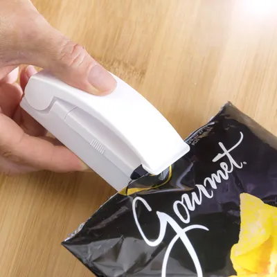 Produktbild von Beutelverschließer mit Kühlschrankmagnet Magseal InnovaGoods
