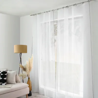 Produktbild von Bestickter Voile mit schwarzen Ösen