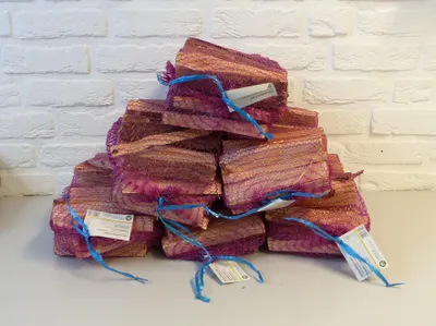 Produktbild von Anfeuerholz 6 x 3 kg Nadelholz – Ofentrockenes Anzündholz in Netzen für Kamin und Ofen