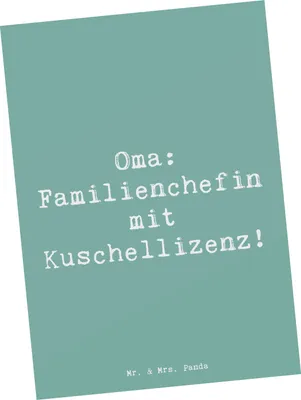 Produktbild von Mr. & Mrs. Panda Postkarte Spruch Oma Familienchefin - Meeresbrise - Geschenk, Geborgenheit, Liebe, Kuscheln, Ansichtskarte, Omi, bildkarte, Ansichtskarten, Verwandte