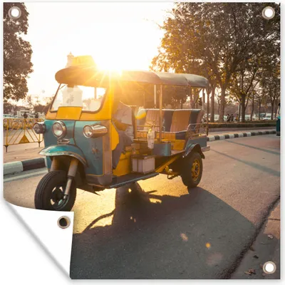 Obrázek produktu pro MuchoWow® Zahradní plakáty - Tuktuk při západu slunce - 50x50 cm - Zahradní dekorace