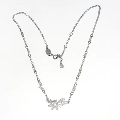 Produktbild von Swarovski Damen Halskette Gema Flower Weiß, Rhodiniert 5644683