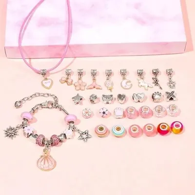 Image de Bijoux dans une boîte décorative, 43 pièces - Aliga