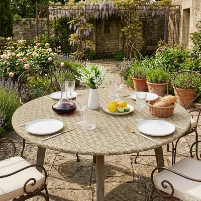 Imagen del producto de Mesa redonda para exteriores, impermeable, de 114 a 143 cm, ideal para jardín y camping