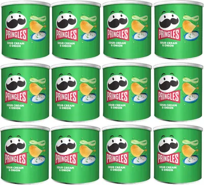 Mehrfach Verpackungsbild Pringles Sour Cream and Onion Sauerrahm und Zwiebeln 70g 12er Pack