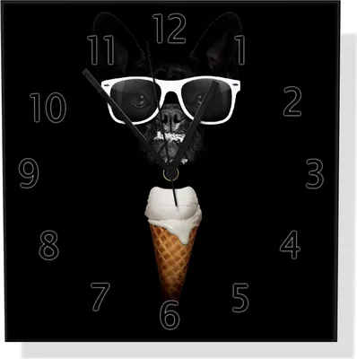 Produktbild von Wallario Design Wanduhr Hund mit Eis aus Echtglas, Größe 30 x 30 cm