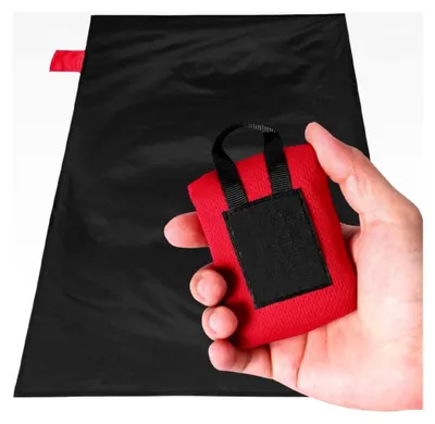 Produktbild von Ultraleichte Mini Picknickdecke für Strand, Picknick, Camping und Wandern (70 x 110 cm) (Schwarz)