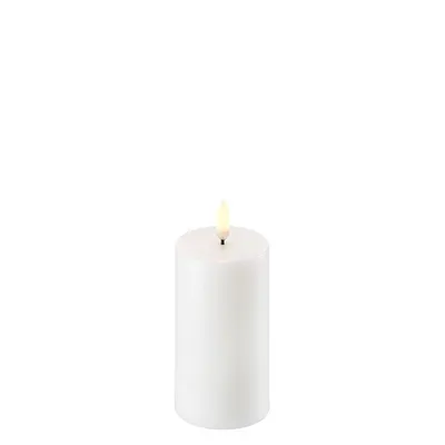 Immagine prodotto di Piffany Copenhagen - Uyuni Lighting LED Pillar Kerze "Nordic White" H: 10 cm, Ø: 5,8 cm