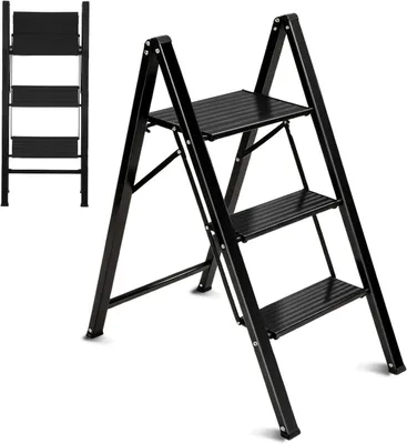 Immagine prodotto di Scala da interno con 3 gradini - Scala pieghevole per la cucina - Sicura per lavori domestici - Gradini in alluminio antiscivolo - Portata massima: 150 kg - Colore: nero