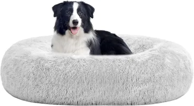 Produktbild von Hundebett rund - Kuschelbett für Haustiere - Bequemer Schlaf - Waschbare Plüschbezug - 90 cm Durchmesser - Hellgrau