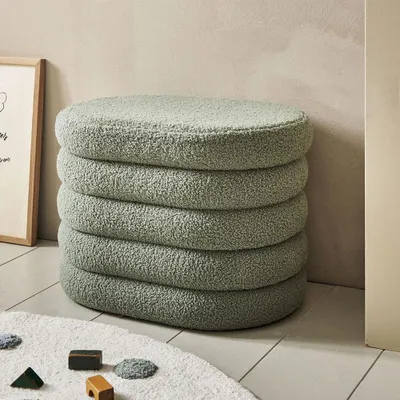 Produktbild von Petite Amélie Sitzhocker mit Stauraum Ted – Olivegrün - Teddy-Stoff - Pouf und Aufbewahrungsort in einem