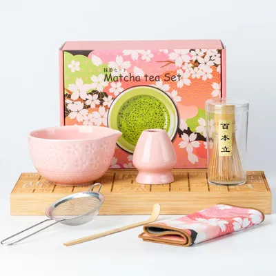 Productafbeelding van Matcha-set 6-delig - Keramische kom - Bamboe garde - RVS zeef - Gardehouder - Perfect voor theeceremonie - Theeset