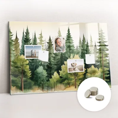 Imagen del producto de Pizarra magnética de pared, con superficie de vidrio y diseño arqueado. Incluye 5 imanes. Dimensiones: 90x60 cm. Diseño: paisaje de bosques