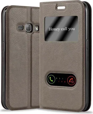 Produktbild von Cadorabo Schutzhülle für Samsung Galaxy J1 2016 Hülle in Braun Handyhülle Book Case Cover Etui