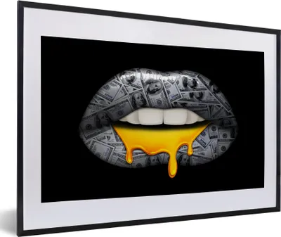 Produktbild von MuchoWow® MuchoWow® Gerahmtes Poster Lippen - Geld - Schwarz und Weiß 60x40 cm - Poster mit zchwarzem Bilderrahmen - Schlafzimmer - Plakat in Rahmen - Drucken