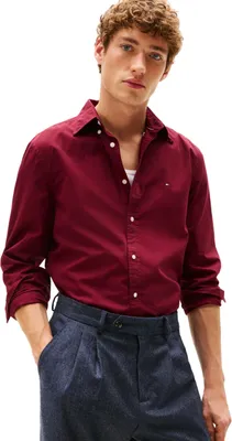 Zdjęcie produktu dla Koszulka męska Tommy Hilfiger, model Flex Poplin Solid Rf, kolor burgundowy, długi rękaw, numer modelu MW0MW37550