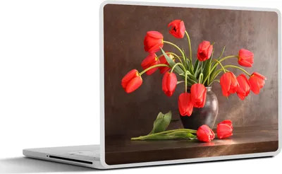 Produktbild von MuchoWow® Laptop Aufkleber Sticker Cover Ein Strauß roter Tulpen vor einem dunklen Hintergrund 30x22 cm - Laptop-Sticker