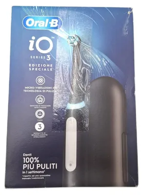 Produktbild von Oral-B Wiederaufladbare elektrische Zahnbürste iO 3 Schwarz, 1 Ersatzkopf, 1 Rei